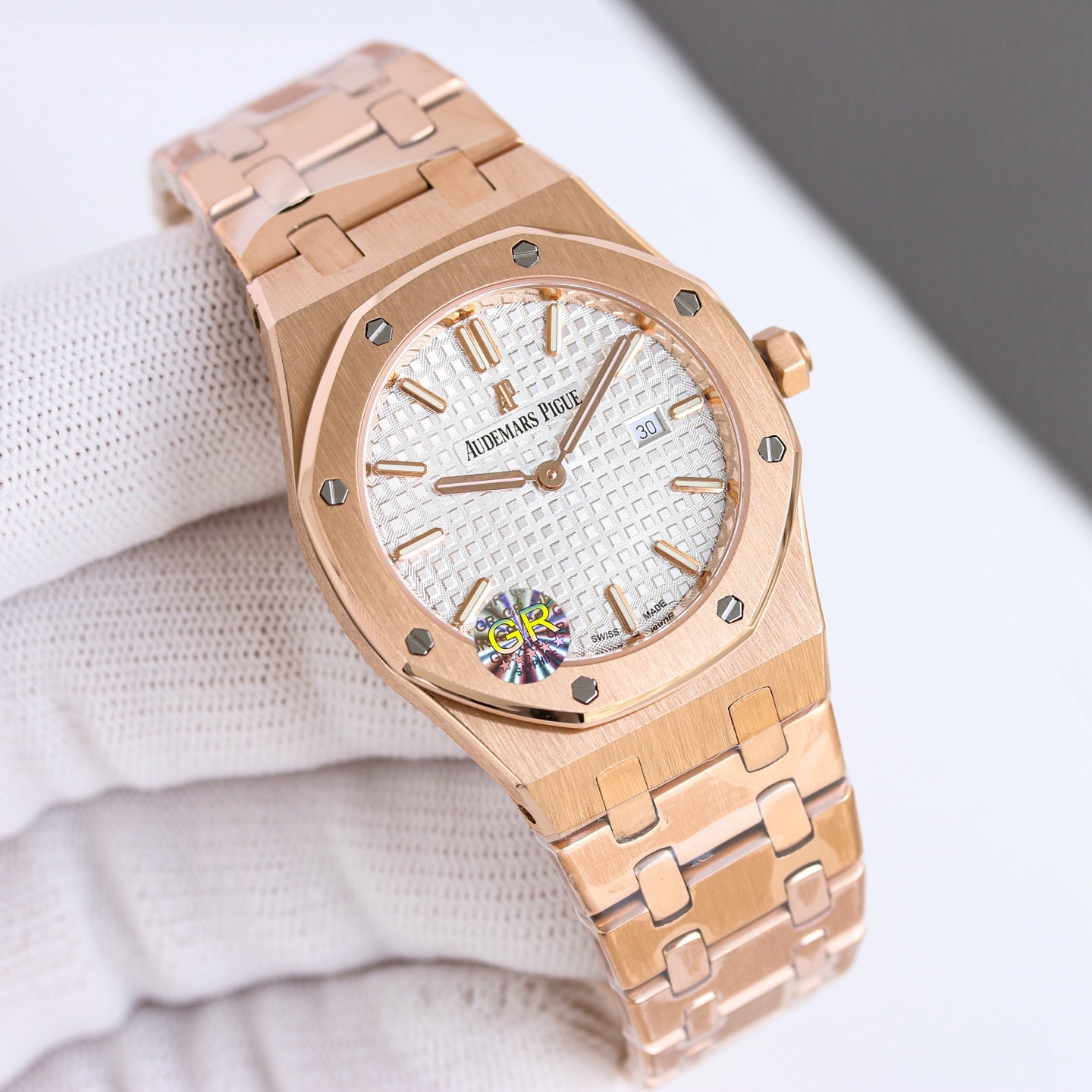 Audemars Piguet Royal-Oak Watch G013 - product view 3