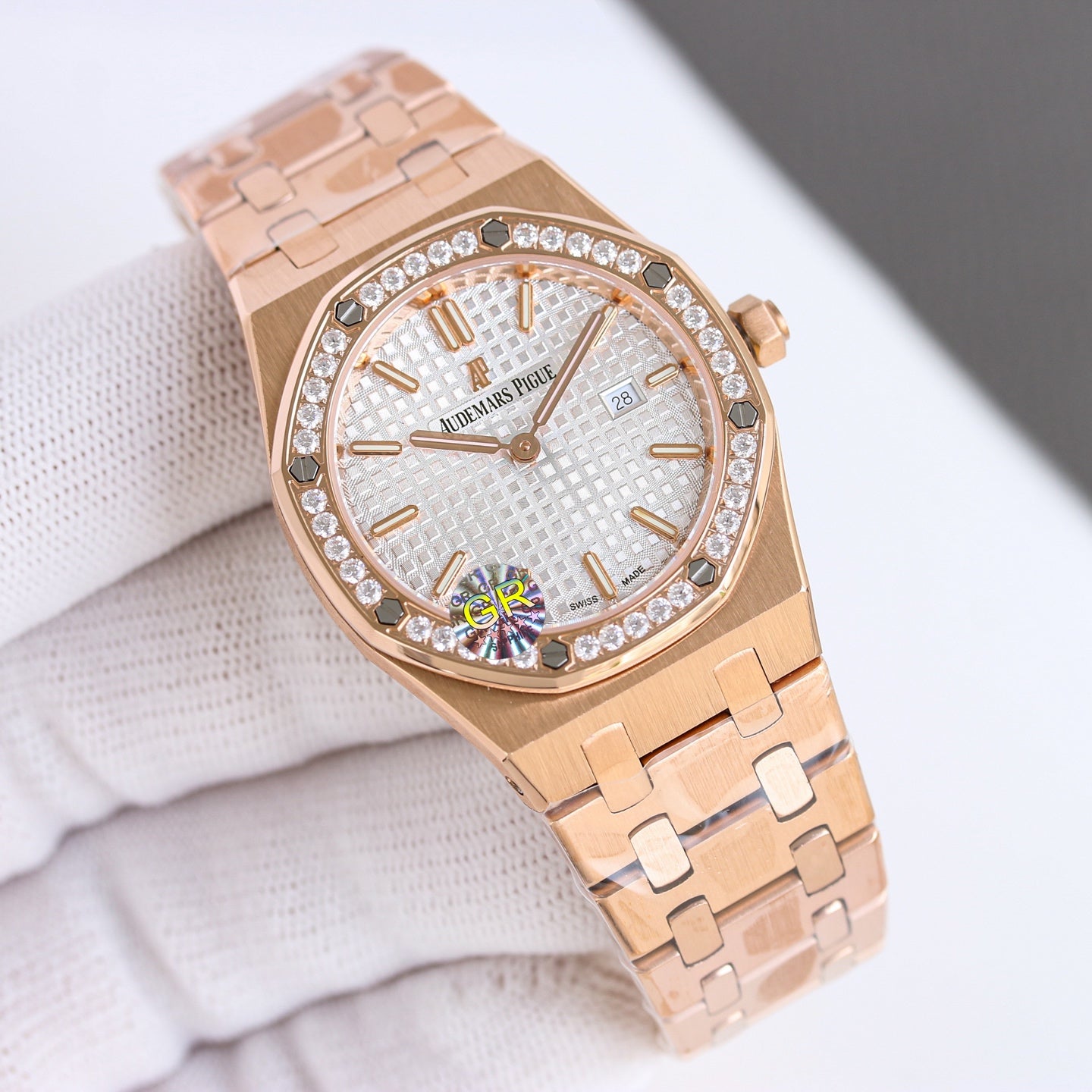 Audemars Piguet Royal-Oak Watch G013 - product view 5
