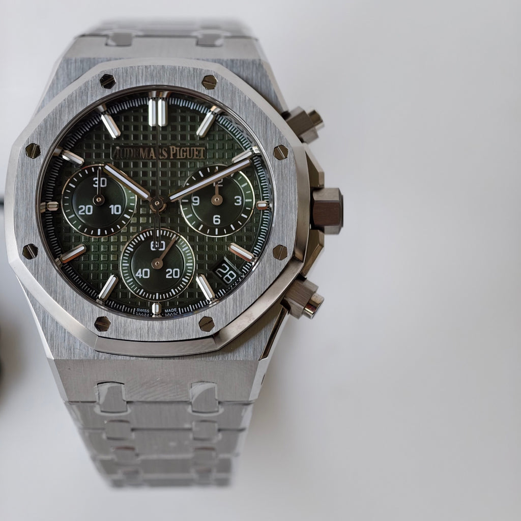 Audemars Piguet Royal-Oak-Chronograph Watch G015 - product view 4