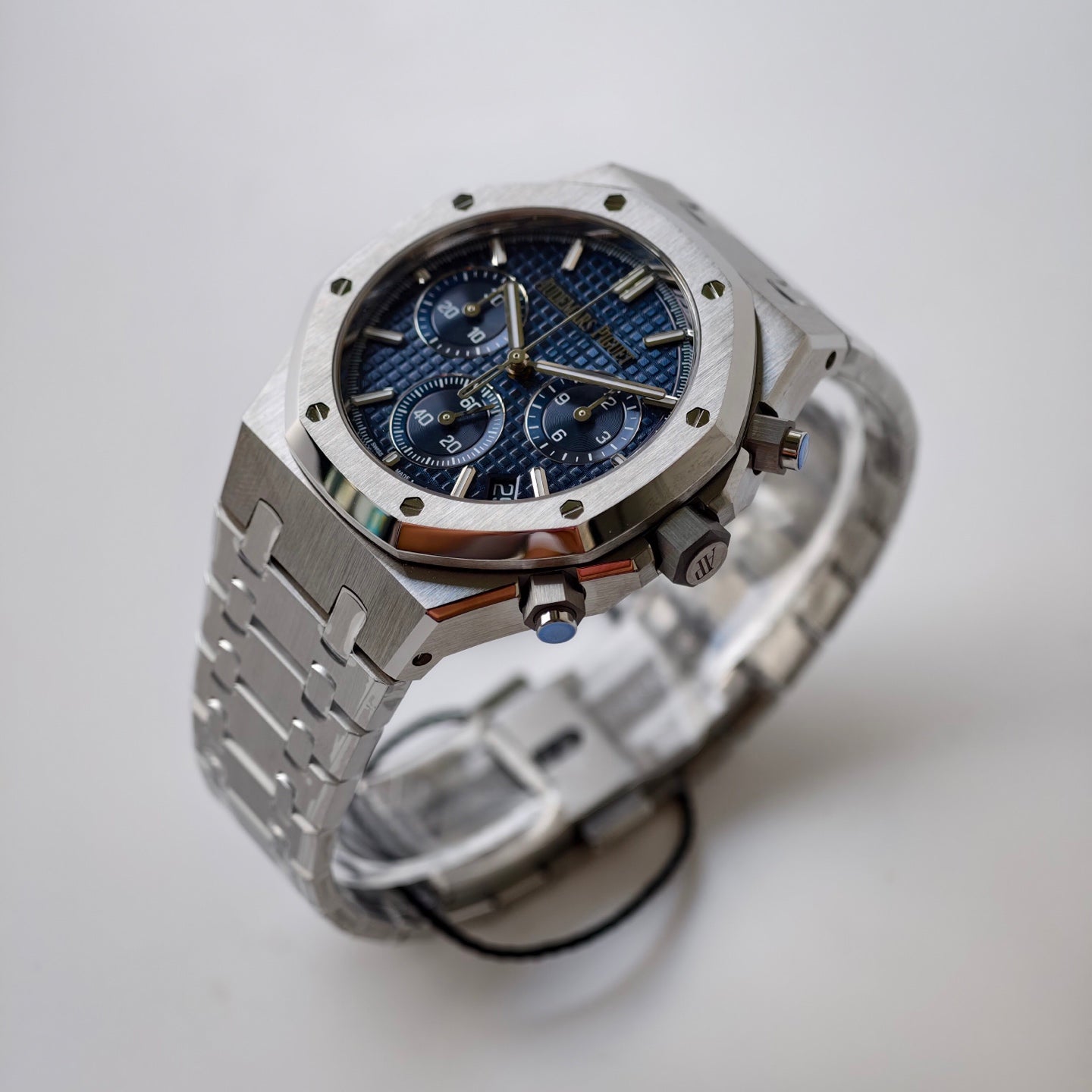 Audemars Piguet Royal-Oak-Chronograph Watch G018 - product view 2