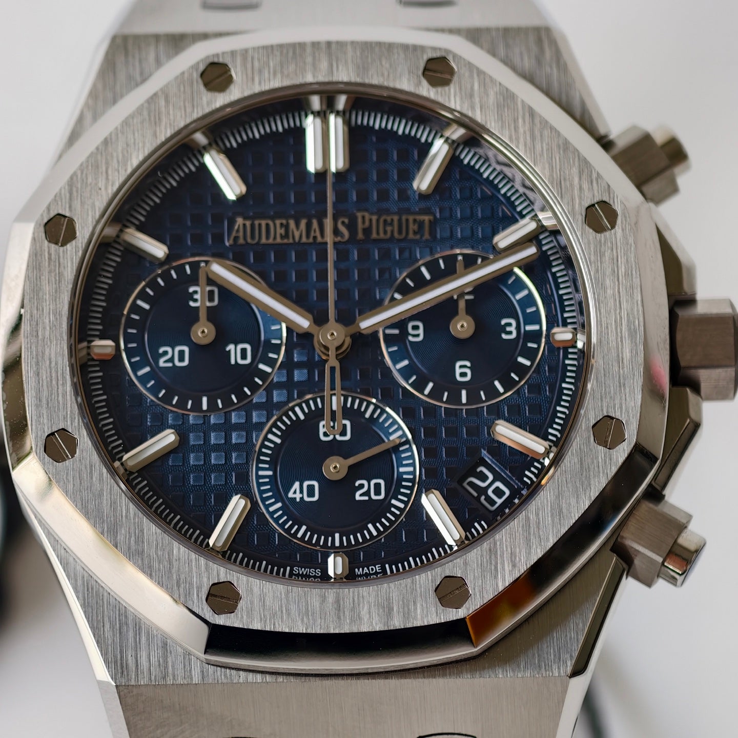 Audemars Piguet Royal-Oak-Chronograph Watch G018 - product view 5