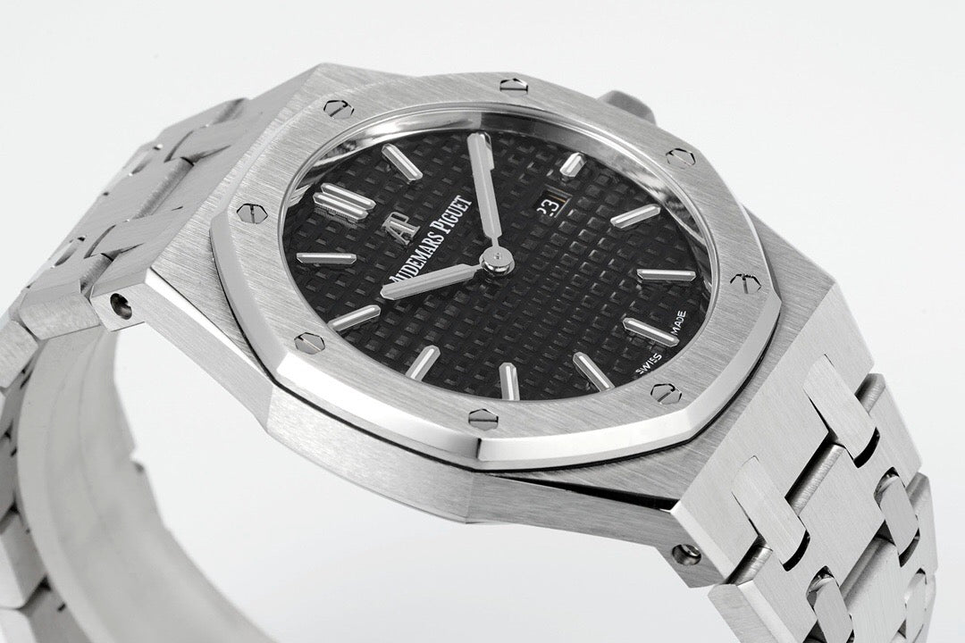 Audemars Piguet Royal-Oak Watch G019 - product view 3