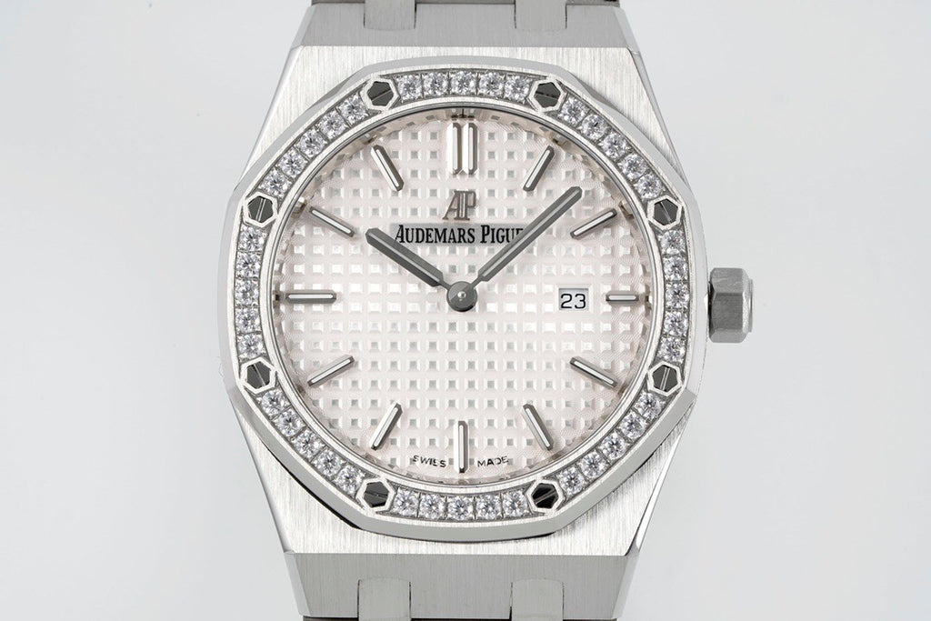 Audemars Piguet Royal-Oak Watch G021 - product view 2