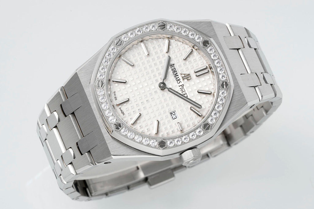Audemars Piguet Royal-Oak Watch G021 - product view 4