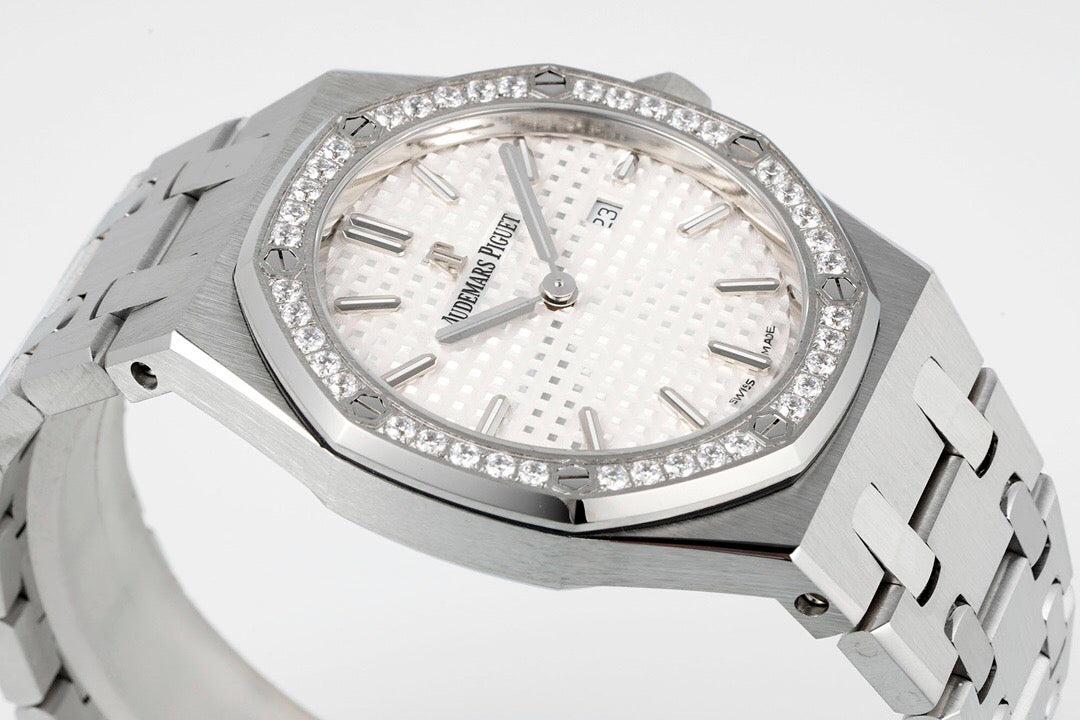 Audemars Piguet Royal-Oak Watch G021 - product view 5