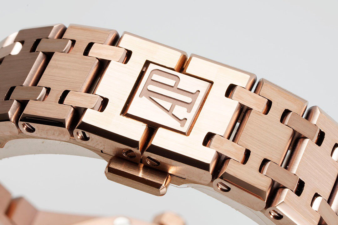 Audemars Piguet Royal-Oak Watch G022 - product view 8