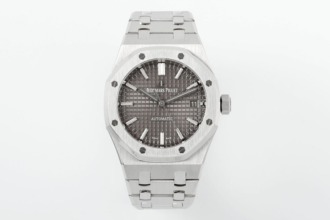 Audemars Piguet Royal-Oak Watch G024 - product view 1