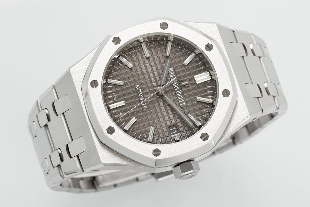 Audemars Piguet Royal-Oak Watch G024 - product view 5
