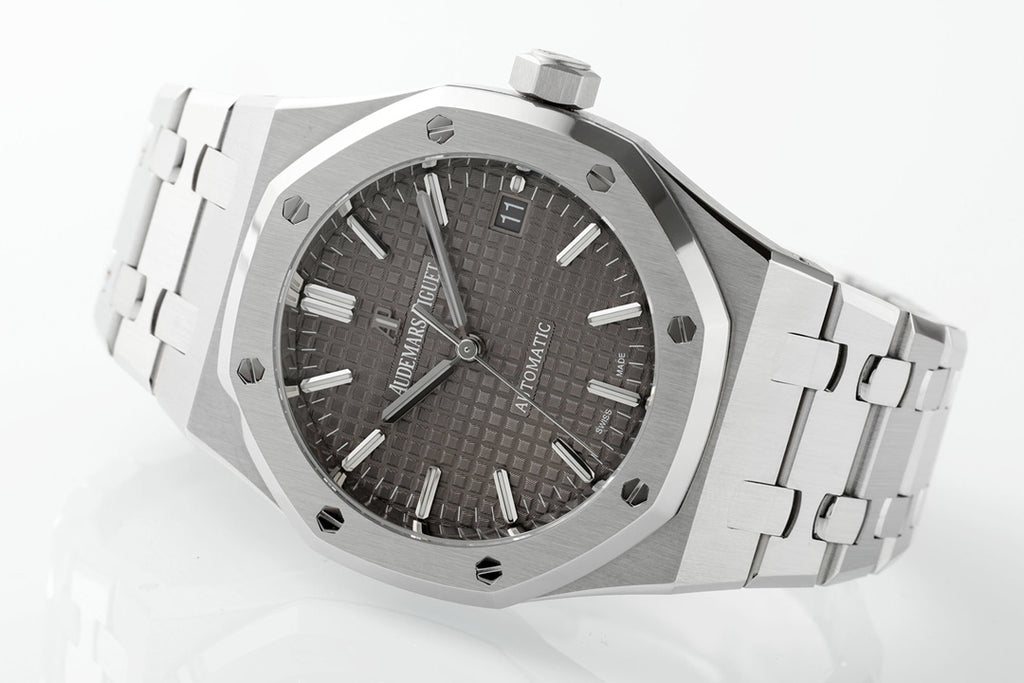Audemars Piguet Royal-Oak Watch G024 - product view 6