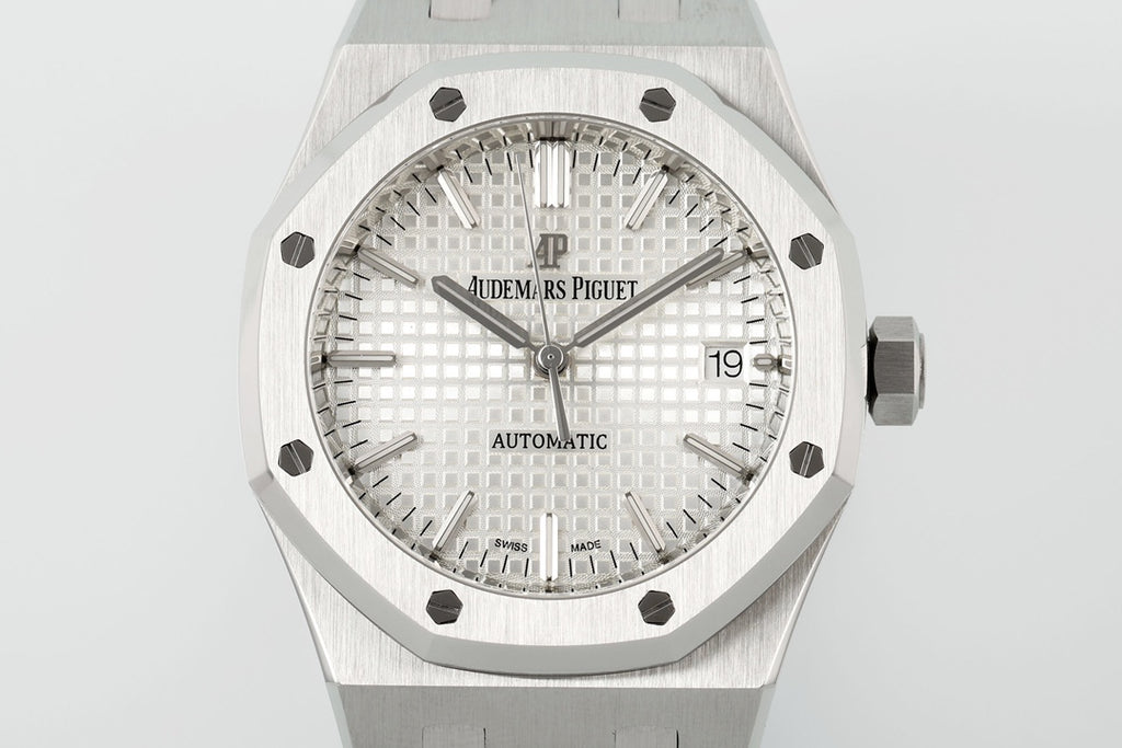 Audemars Piguet Royal-Oak Watch G025 - product view 2