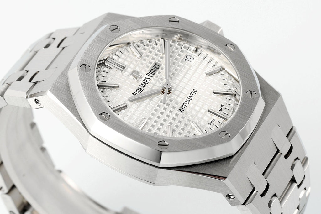 Audemars Piguet Royal-Oak Watch G025 - product view 4