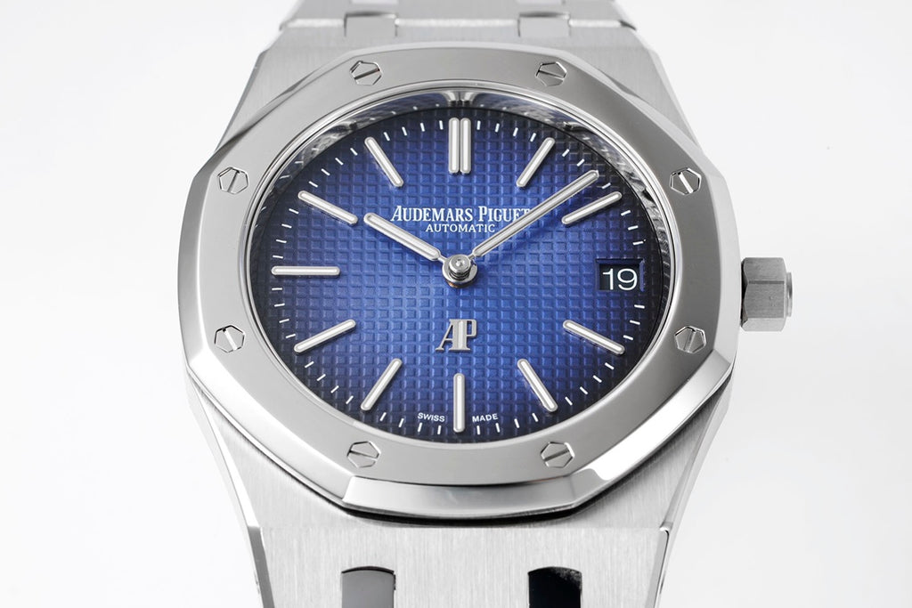 Audemars Piguet Royal-Oak Watch G026 - product view 3