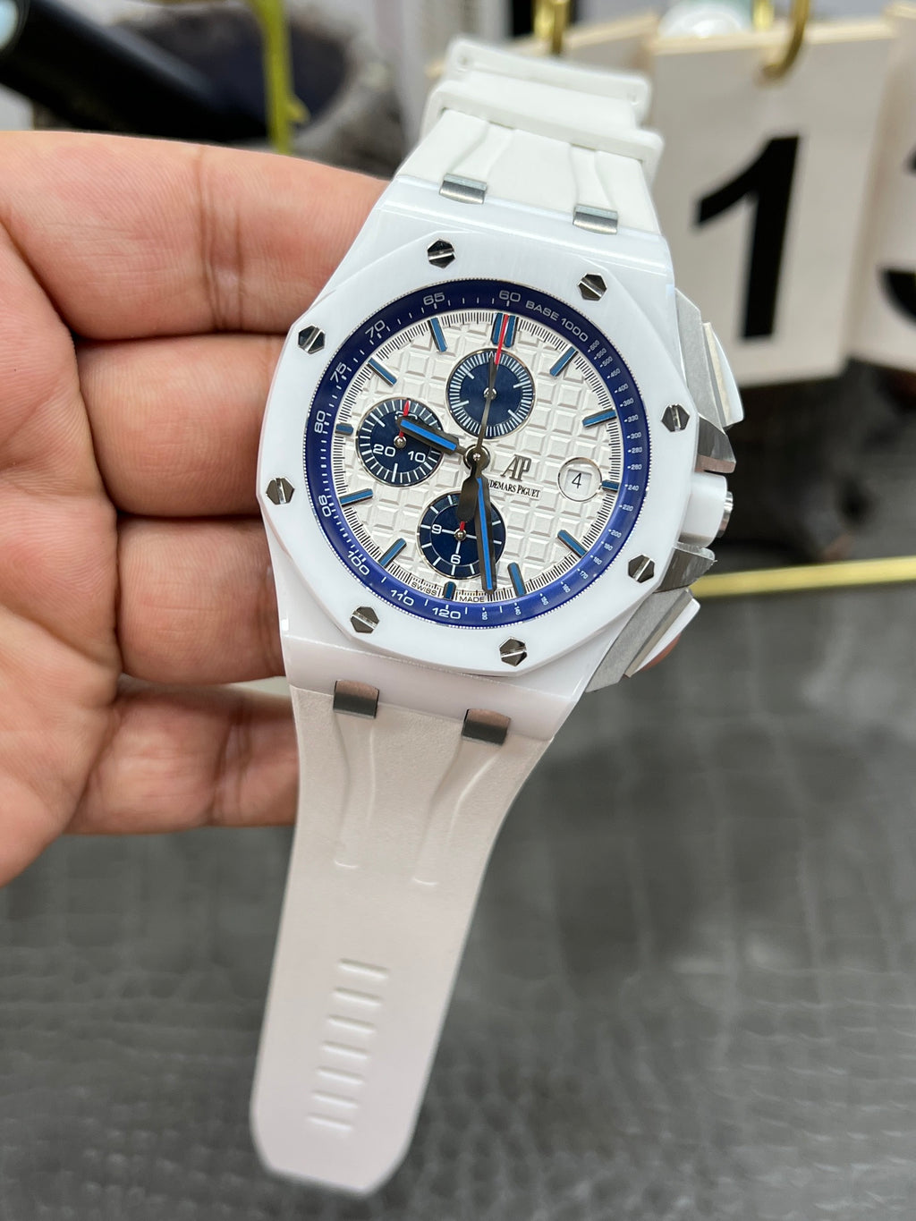 Audemars Piguet Royal-Oak-Offshore Watch G027 - product view 3