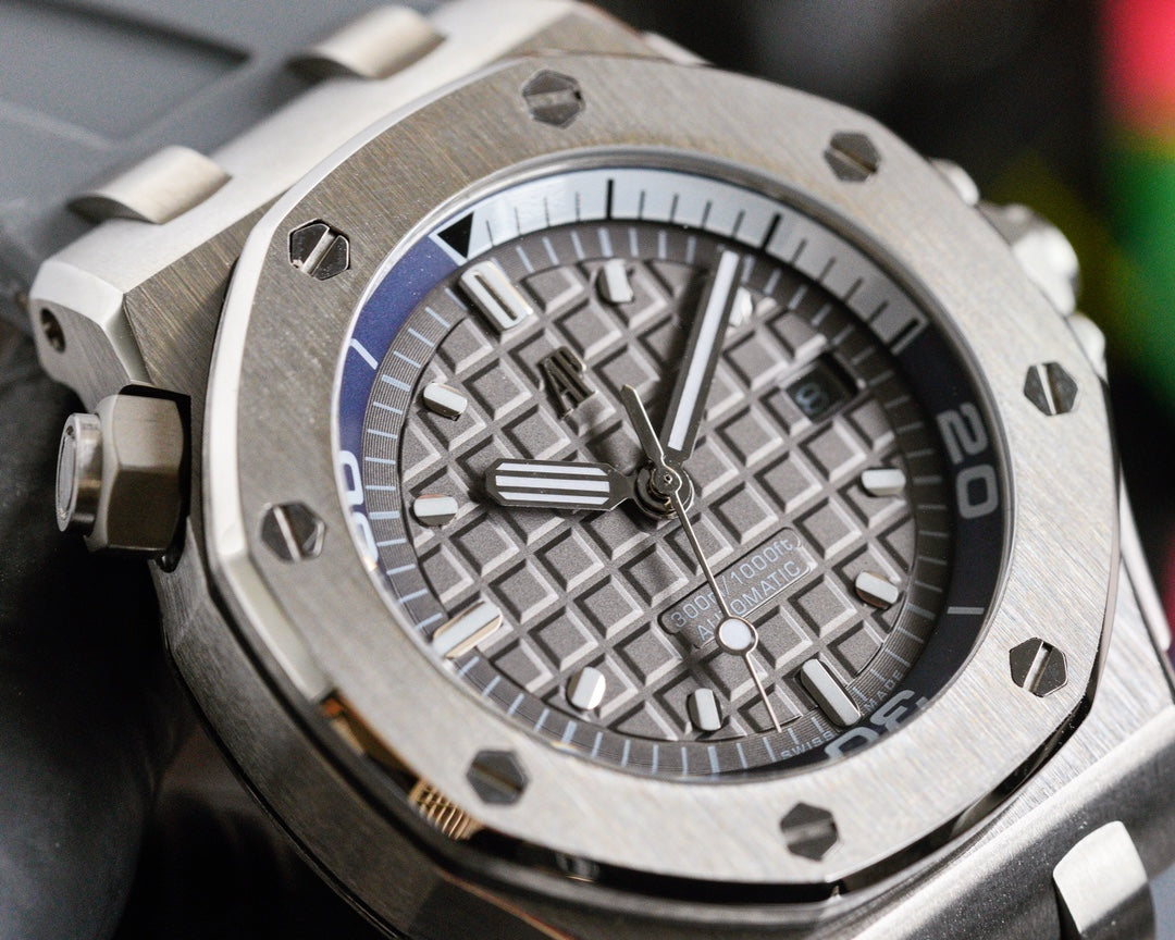 Audemars Piguet Royal-Oak-Offshore Watch G045 - product view 5