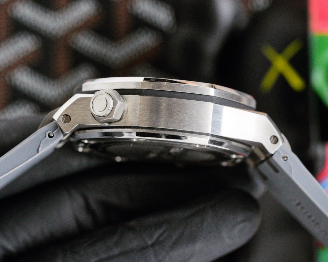 Audemars Piguet Royal-Oak-Offshore Watch G045 - product view 7