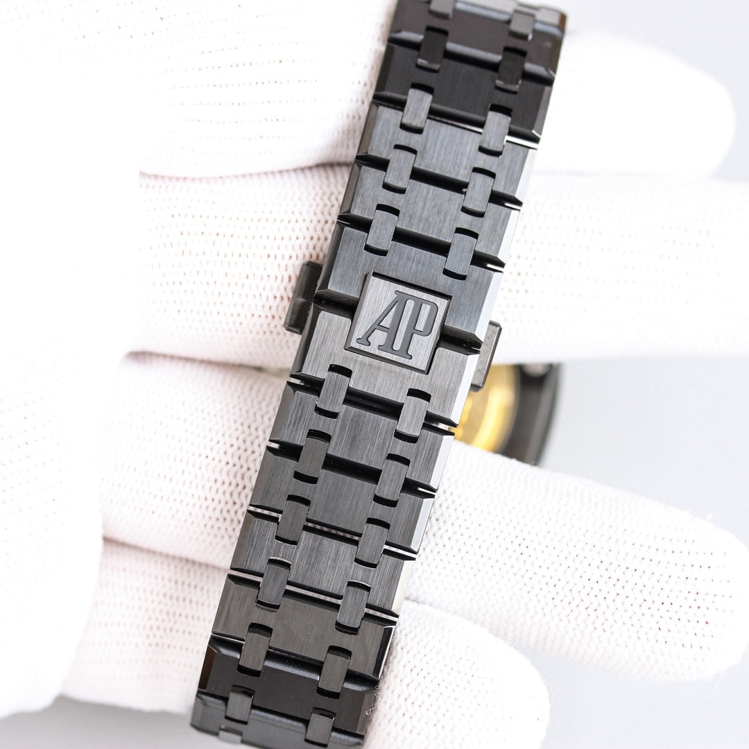Audemars Piguet Royal Oak Chronograph Watch G048 - product view 9