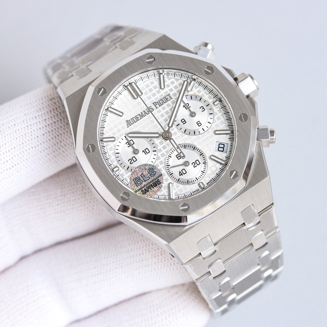 Audemars Piguet Royal Oak Chronograph Watch G049 - product view 1