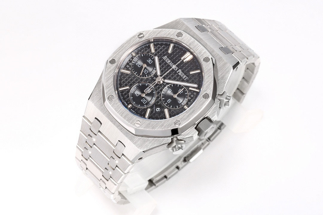 Audemars Piguet Royal Oak Chronograph Watch G051 - product view 3