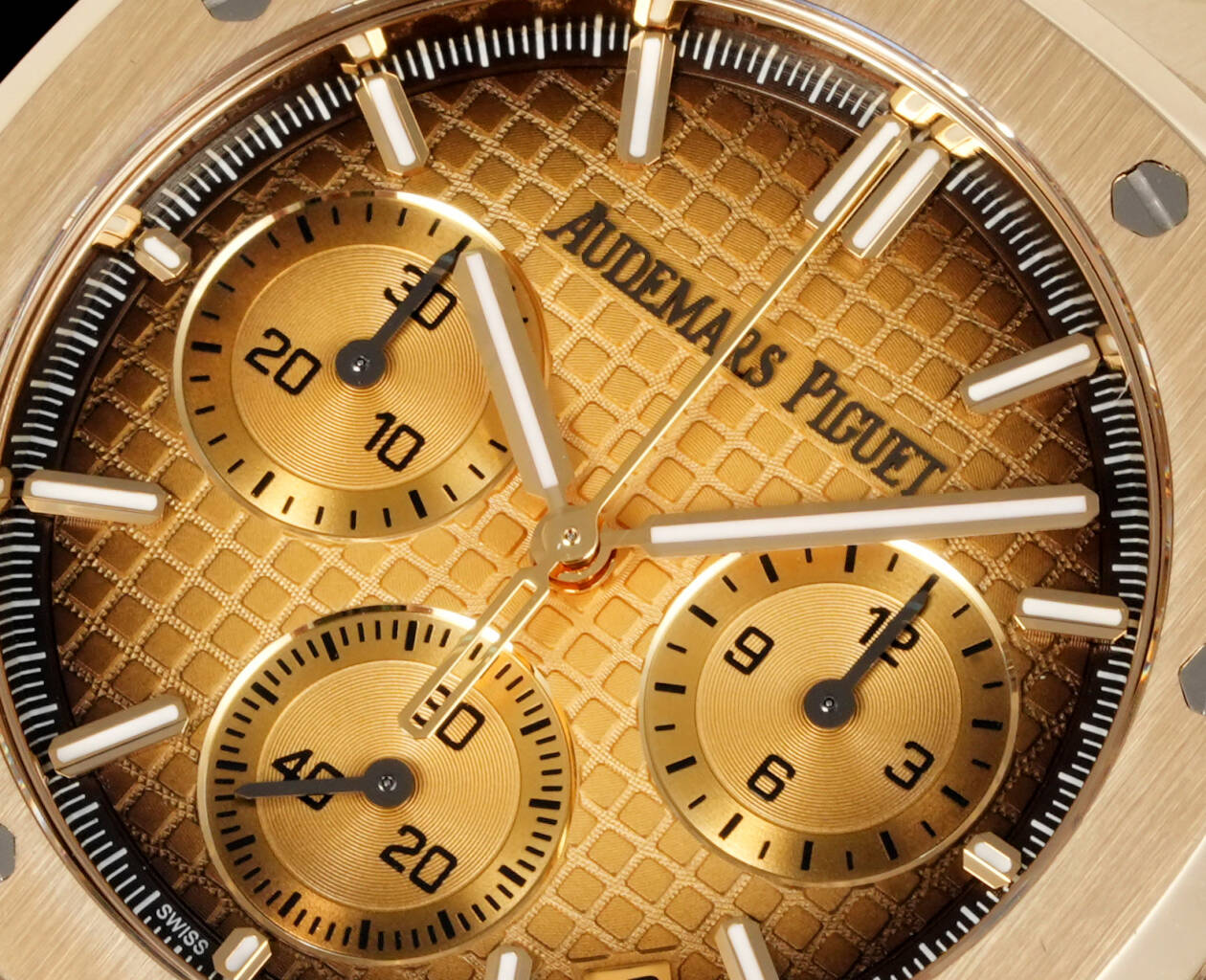 Audemars Piguet Royal Oak Chronograph Watch G078 - product view 5