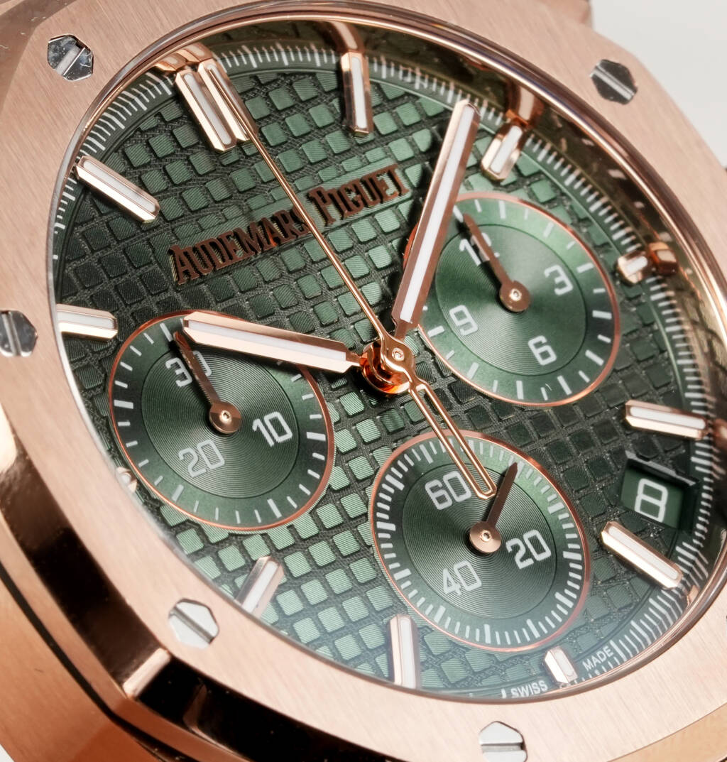 Audemars Piguet Royal Oak Chronograph Watch G079 - product view 4
