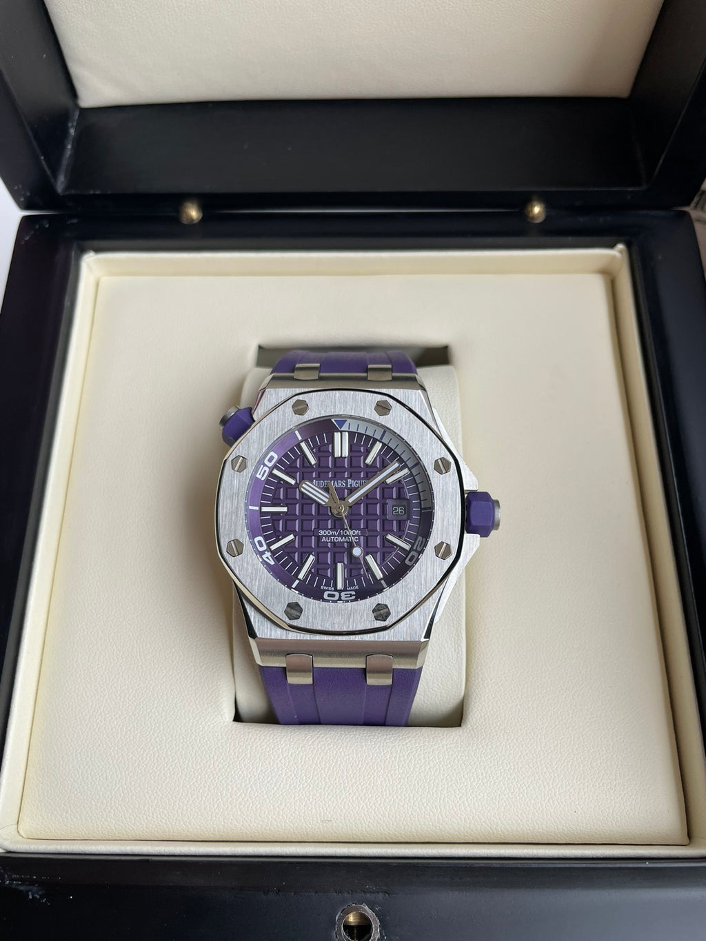Audemars Piguet Royal Oak Offshore Watch G088 - product view 2