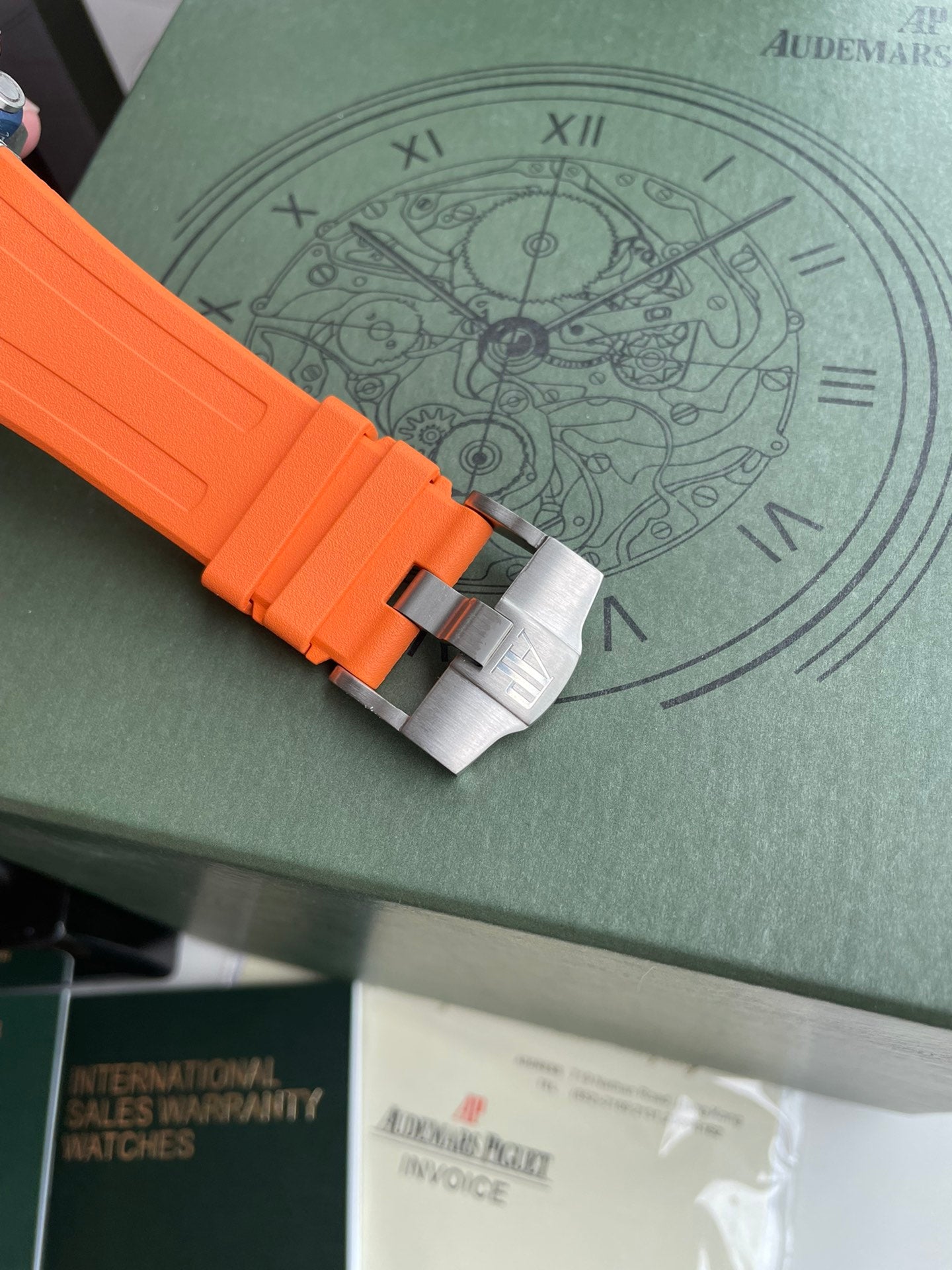 Audemars Piguet Royal Oak Offshore Watch G090 - product view 8