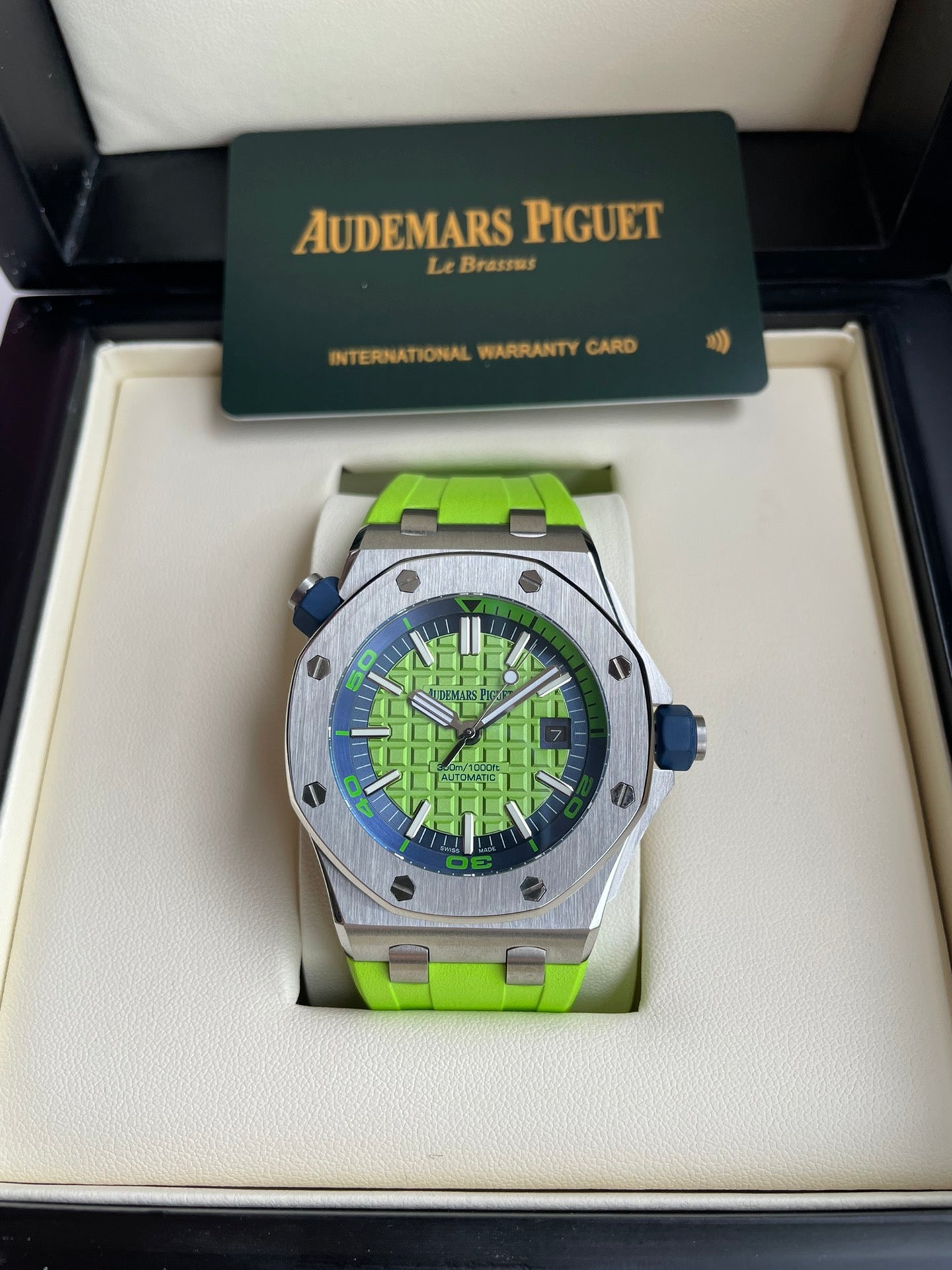 Audemars Piguet Royal Oak Offshore Watch G092 - product view 2