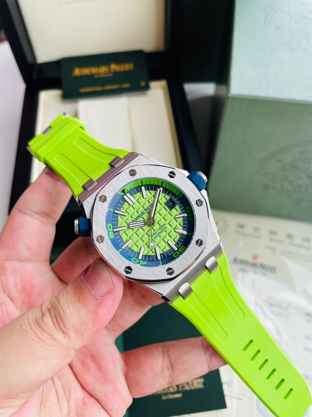 Audemars Piguet Royal Oak Offshore Watch G092 - product view 3