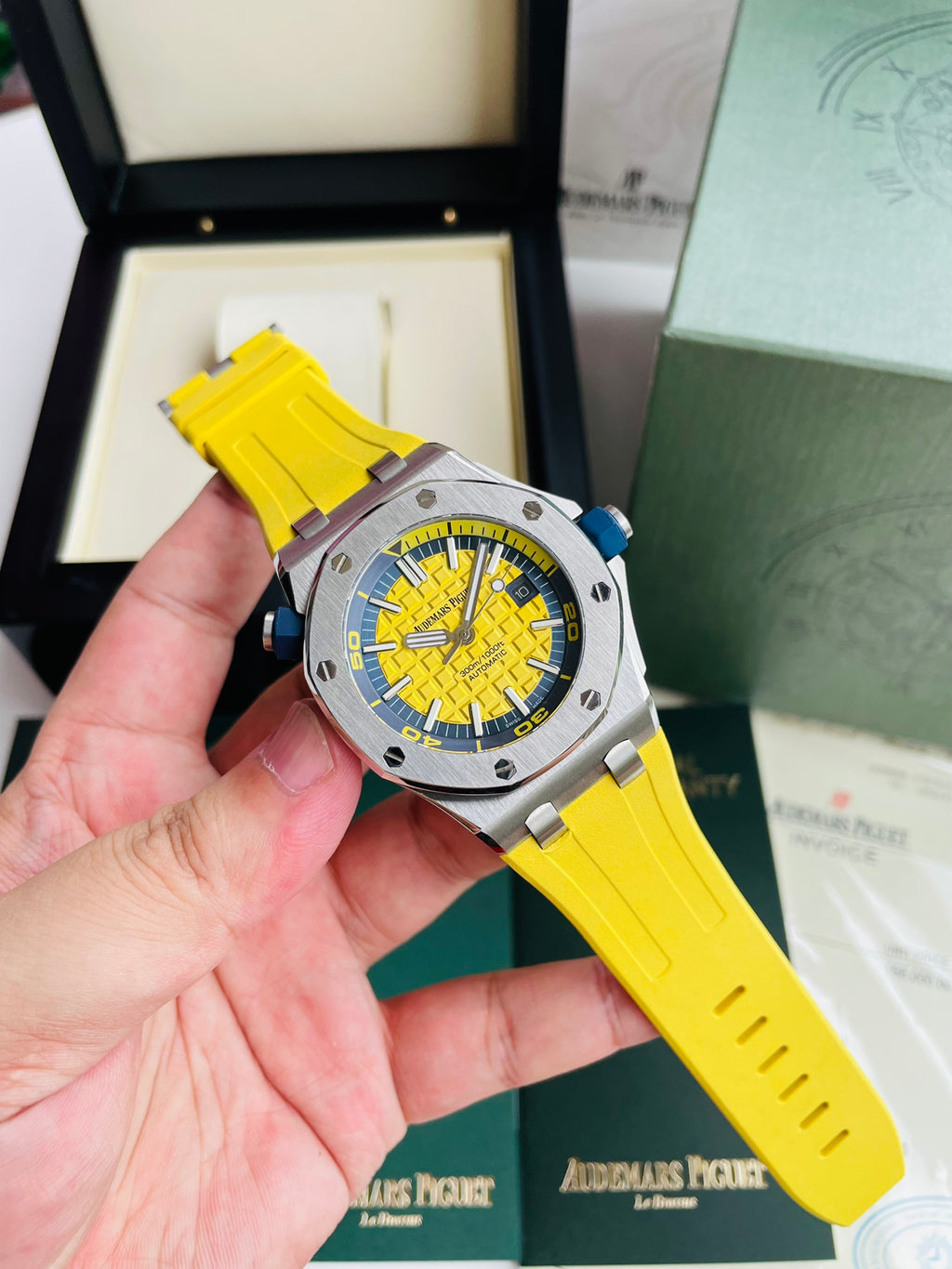 Audemars Piguet Royal Oak Offshore Watch G094 - product view 3