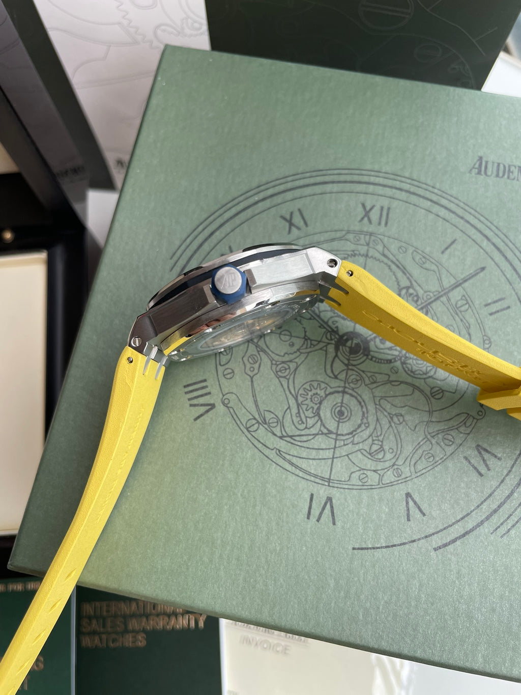 Audemars Piguet Royal Oak Offshore Watch G094 - product view 6
