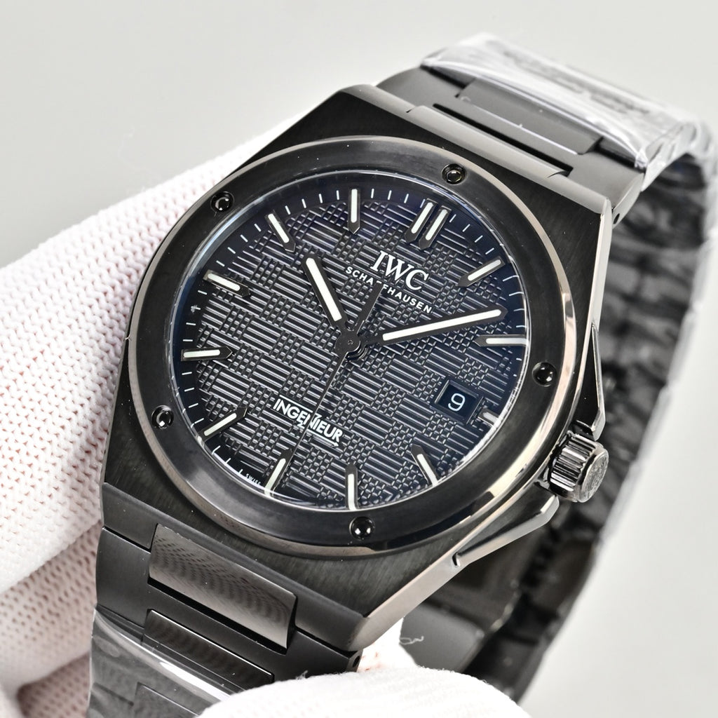 IWC Ingenieur Watch 03 - product view 3