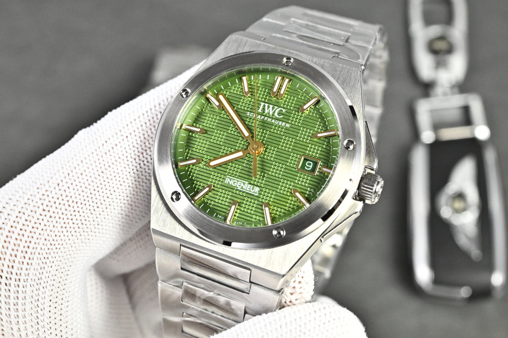 IWC Ingenieur Watch 05 - product view 3