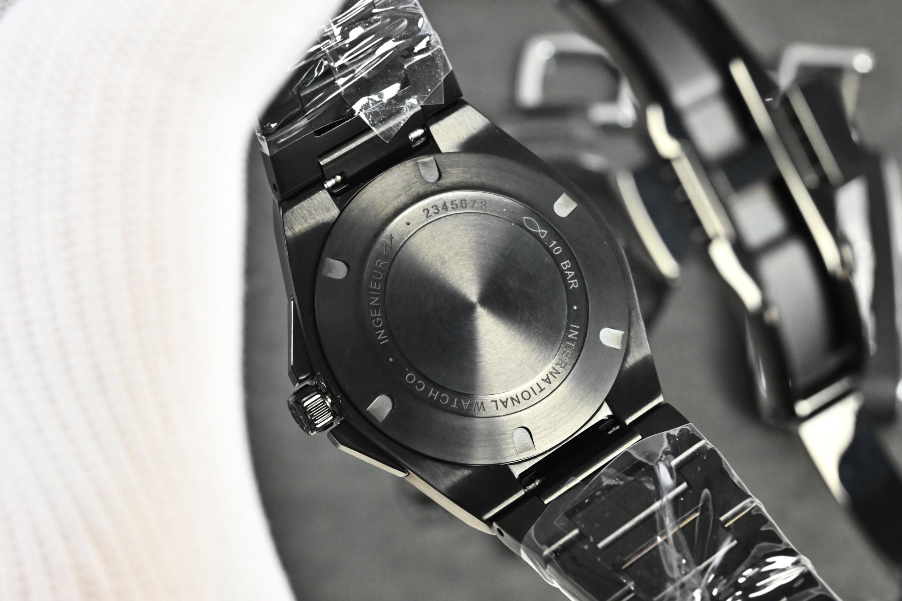IWC Ingenieur Watch 06 - product view 7