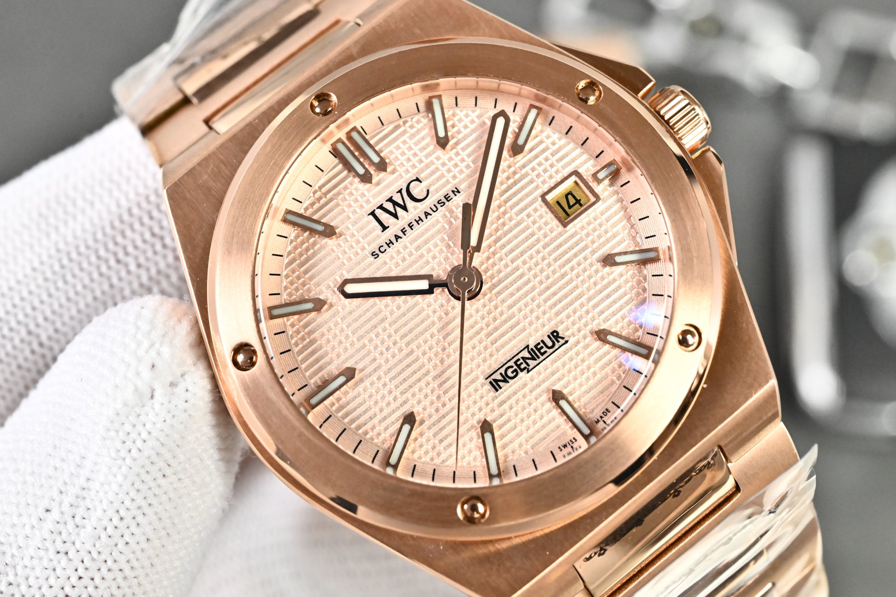 IWC Ingenieur Watch 07 - product view 6