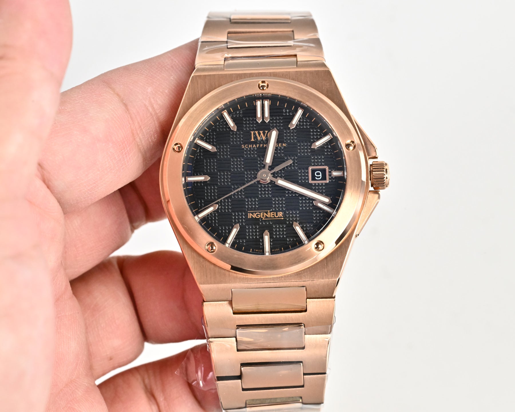 IWC Ingenieur Watch 08 - product view 2