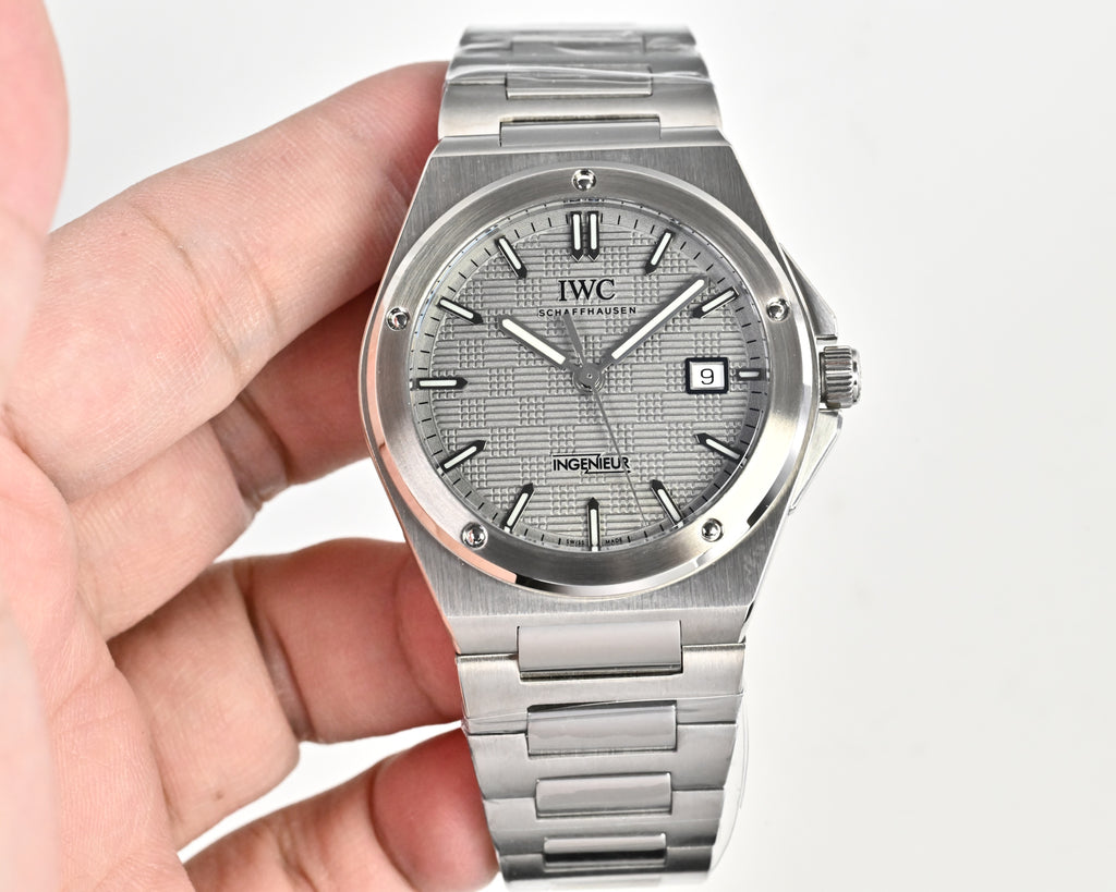 IWC Ingenieur Watch 09 - product view 1