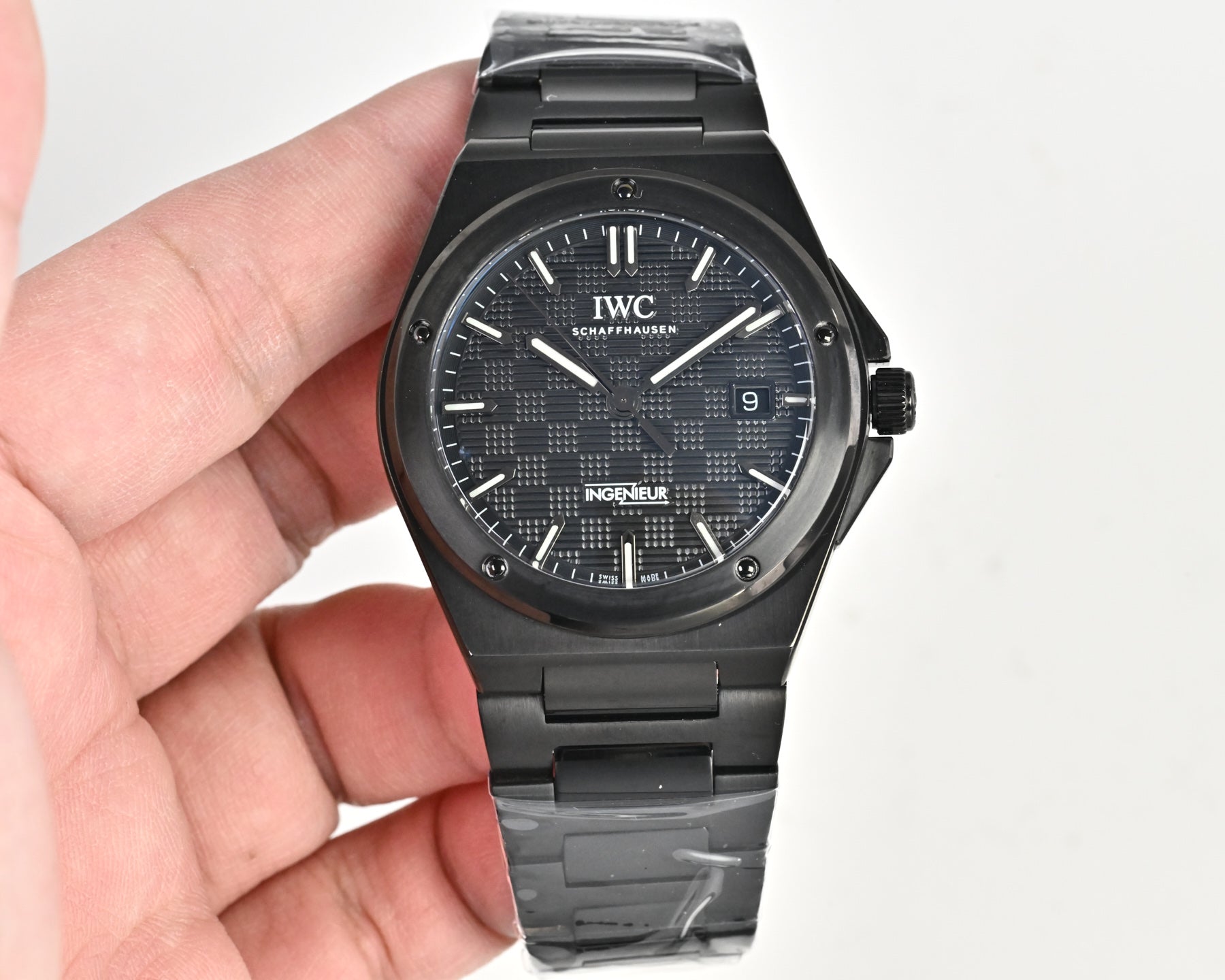 IWC Ingenieur Watch 09 - product view 4