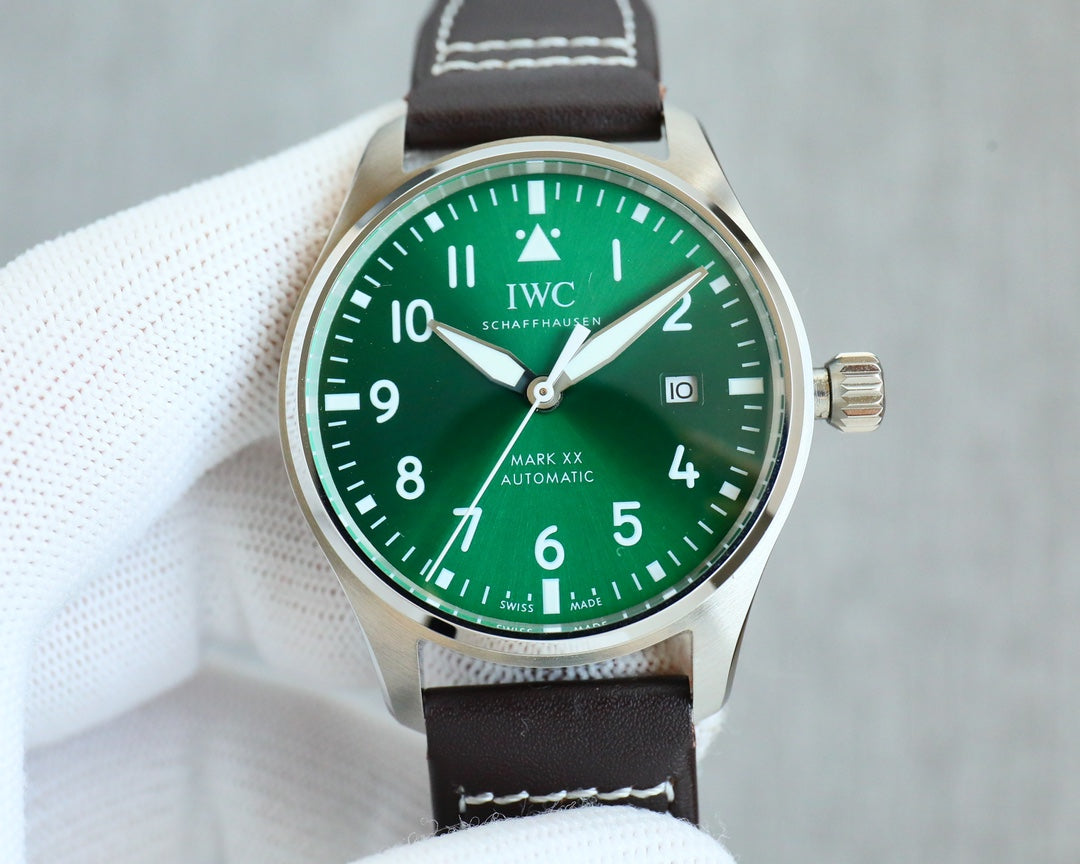 IWC Pilot Watch 03 - product view 12