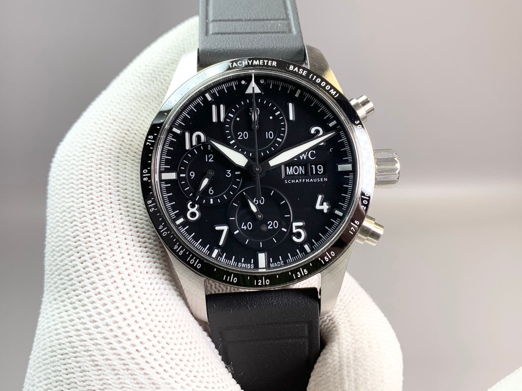 IWC Pilot Watch 06 - product view 1