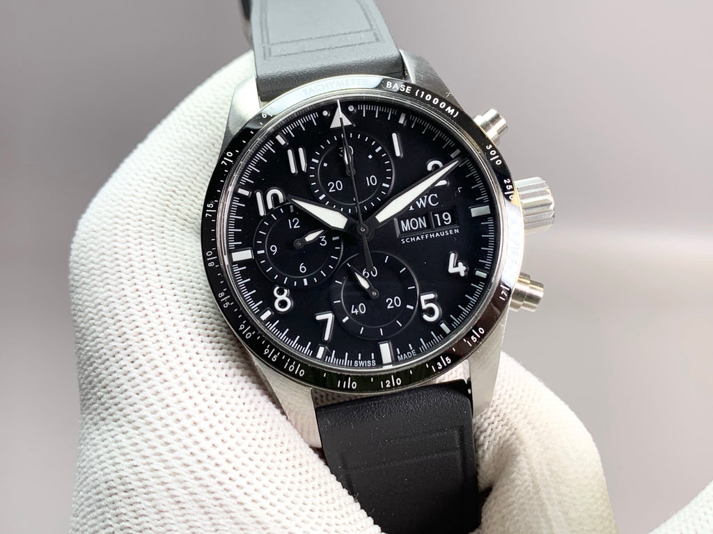 IWC Pilot Watch 06 - product view 2