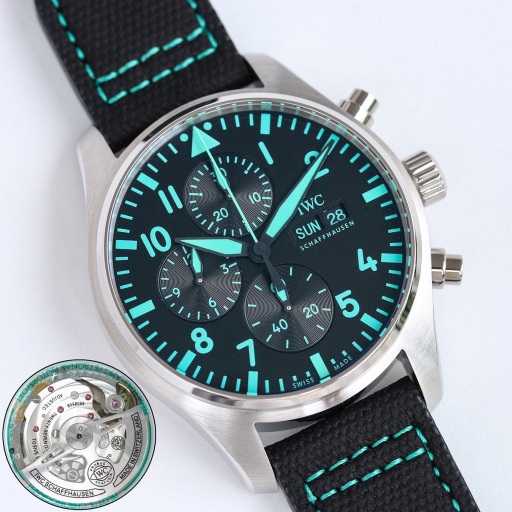IWC Pilot Watch 08 - product view 2