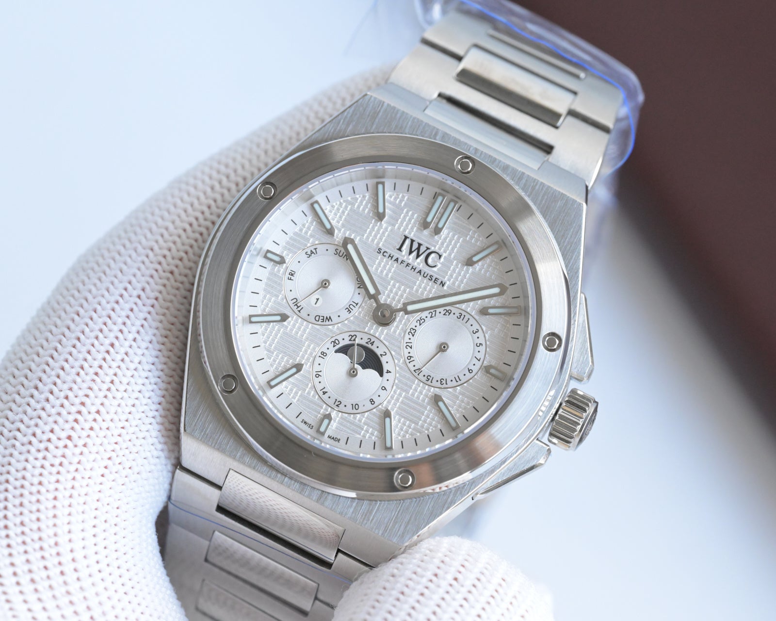 IWC Ingenieur Watch 21 - product view 3