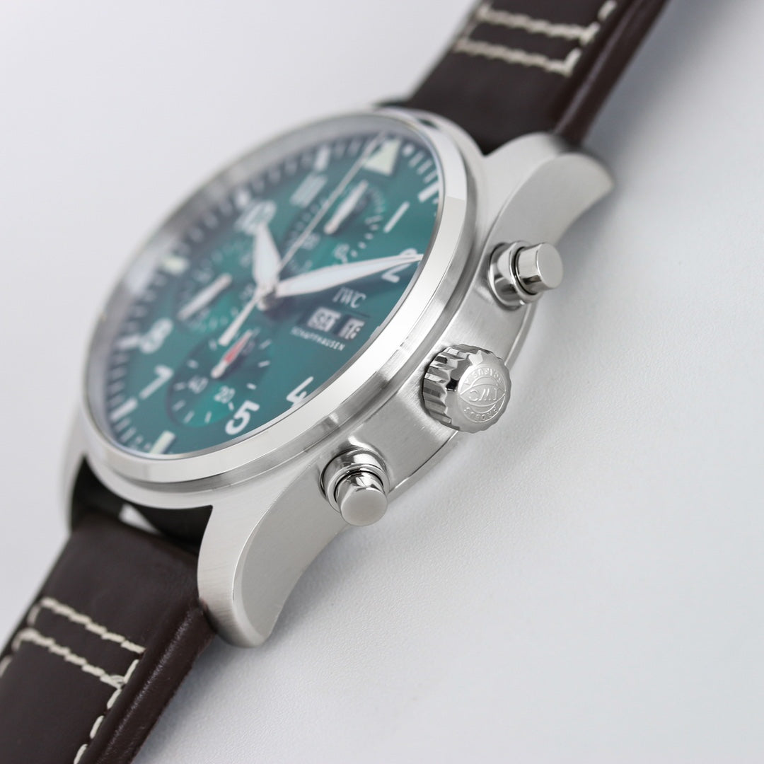 IWC Pilot Watch 10 - product view 6