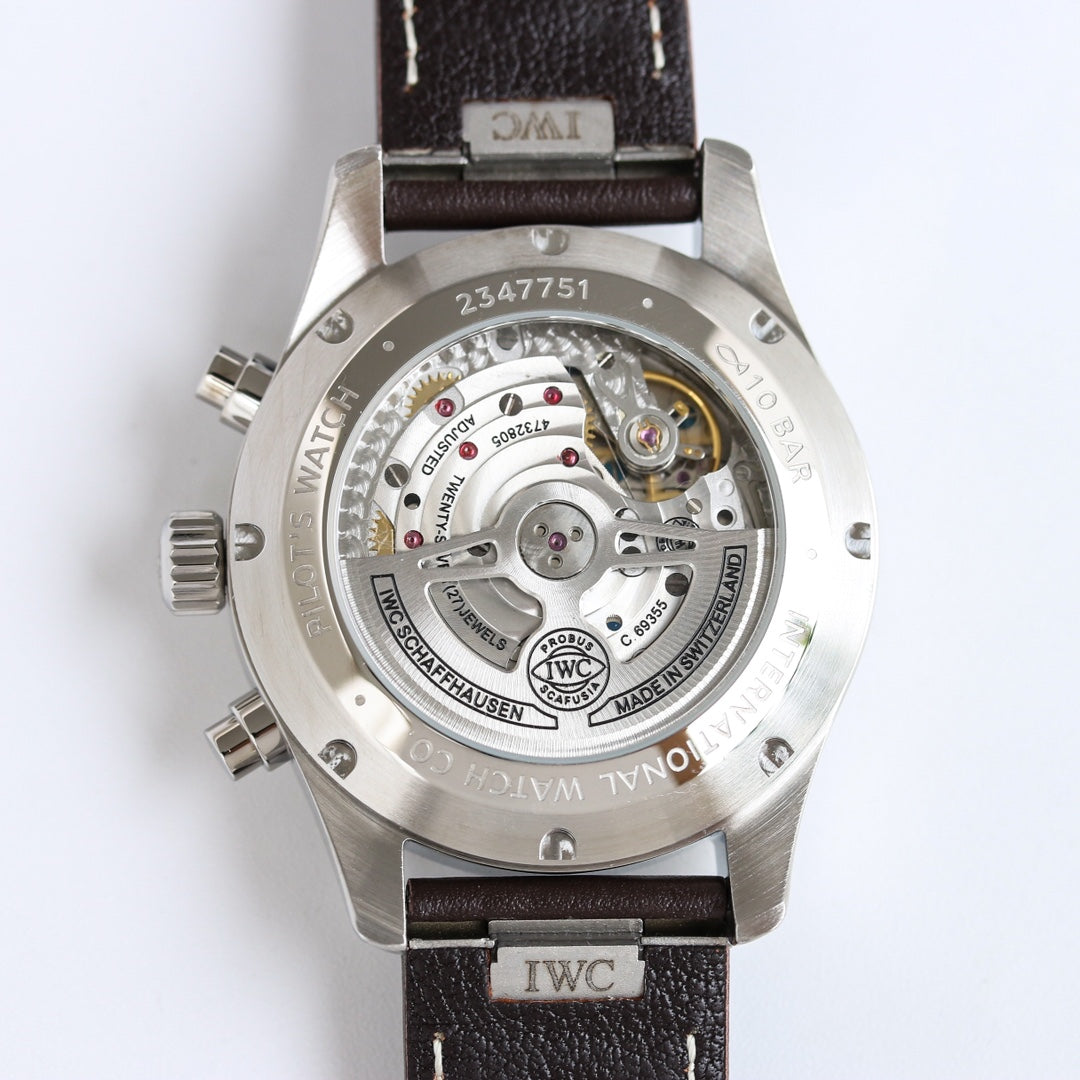 IWC Pilot Watch 10 - product view 7