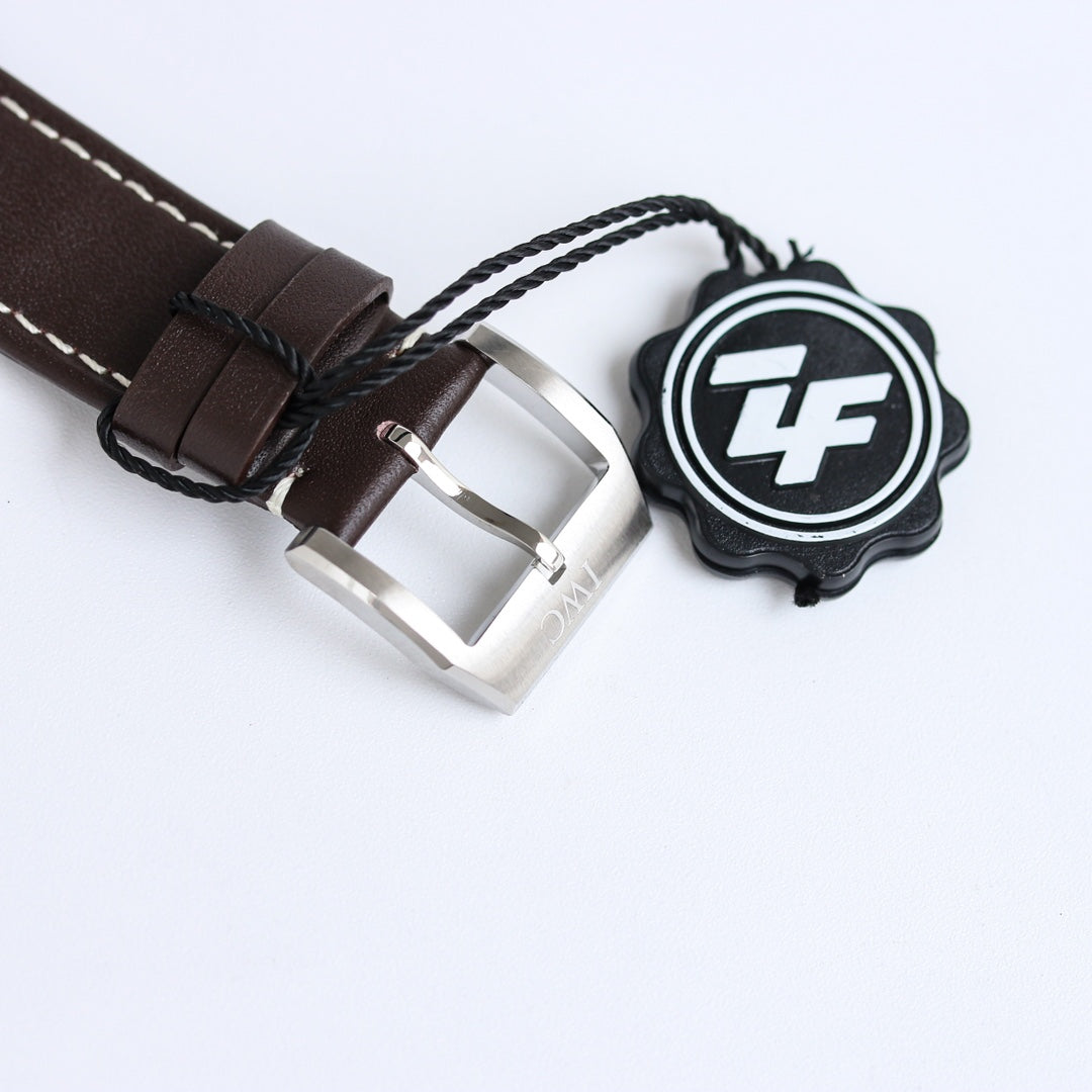 IWC Pilot Watch 10 - product view 9