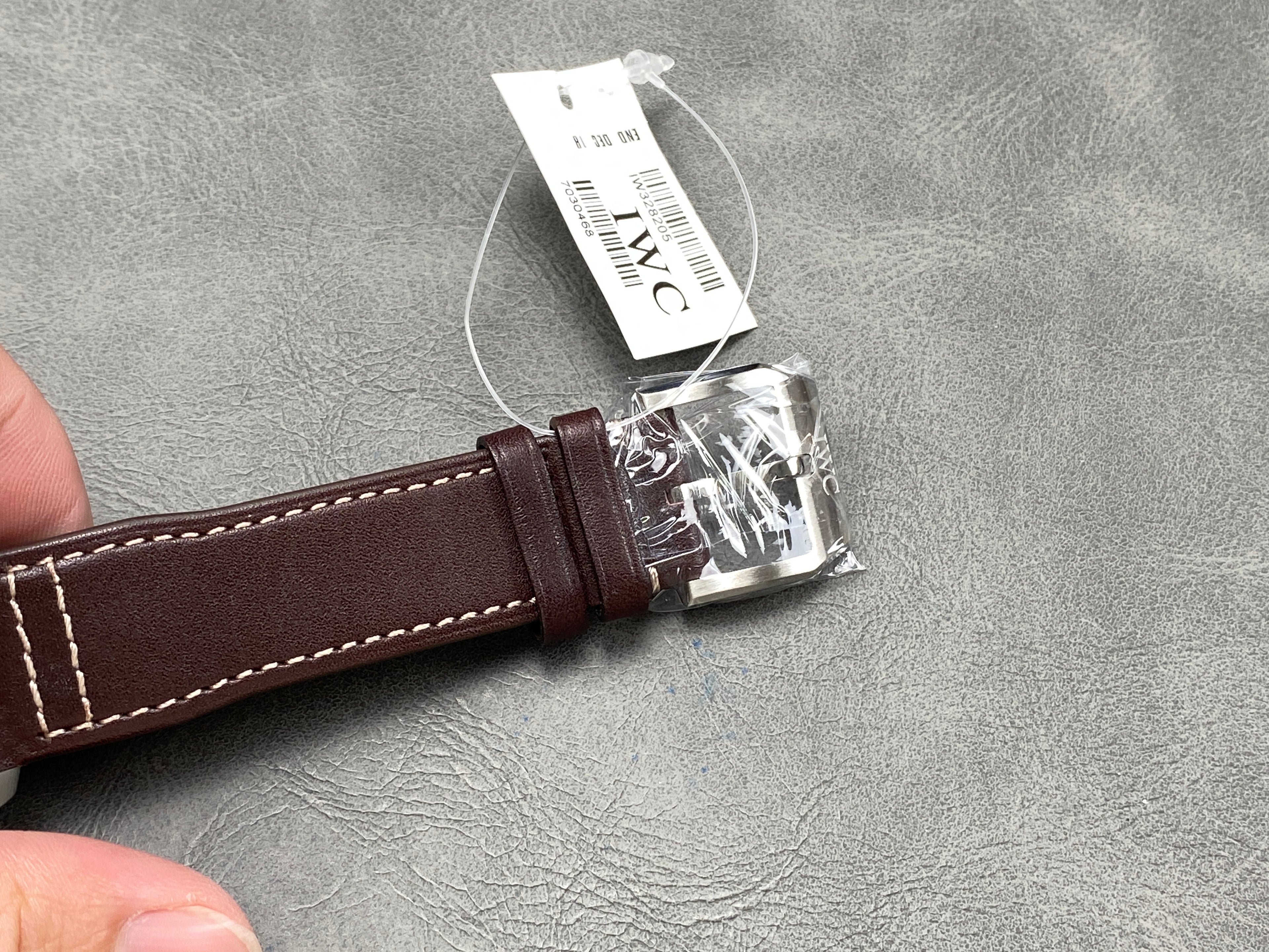 IWC Pilot Watch 14 - product view 8