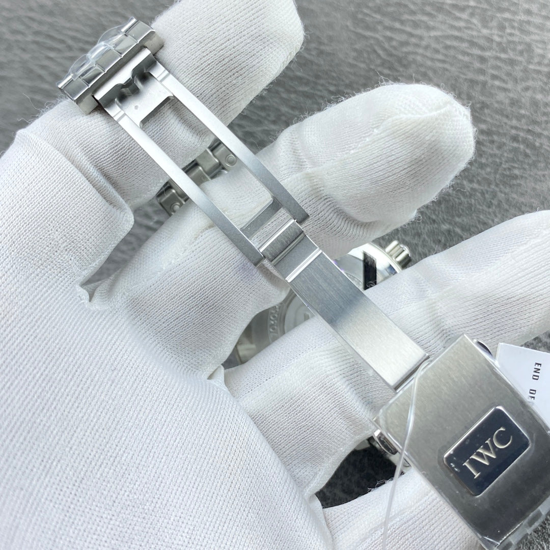IWC Pilot Watch 18 - product view 7