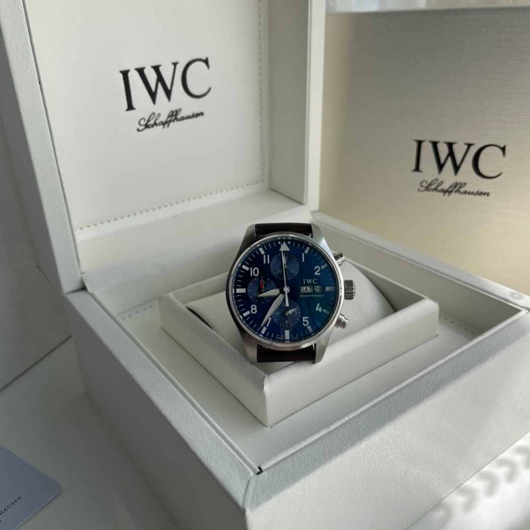 IWC Pilot Watch 19 - product view 8