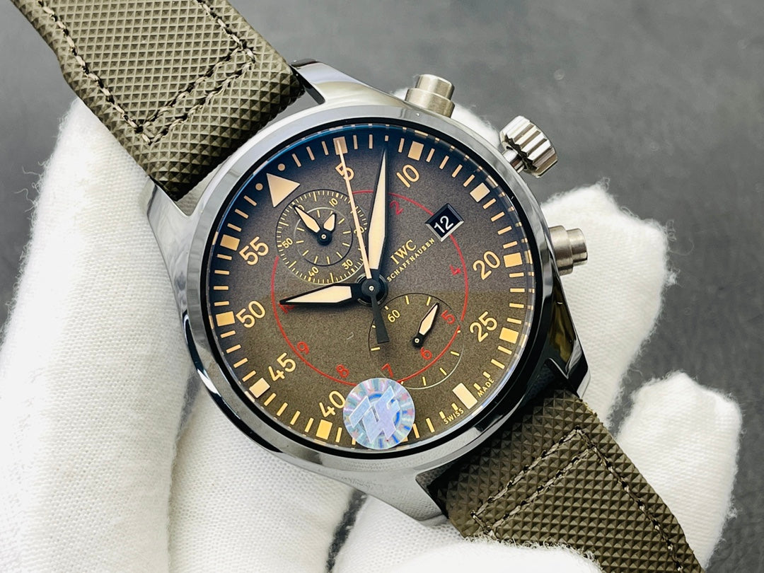 IWC Pilot Watch 23 - product view 1
