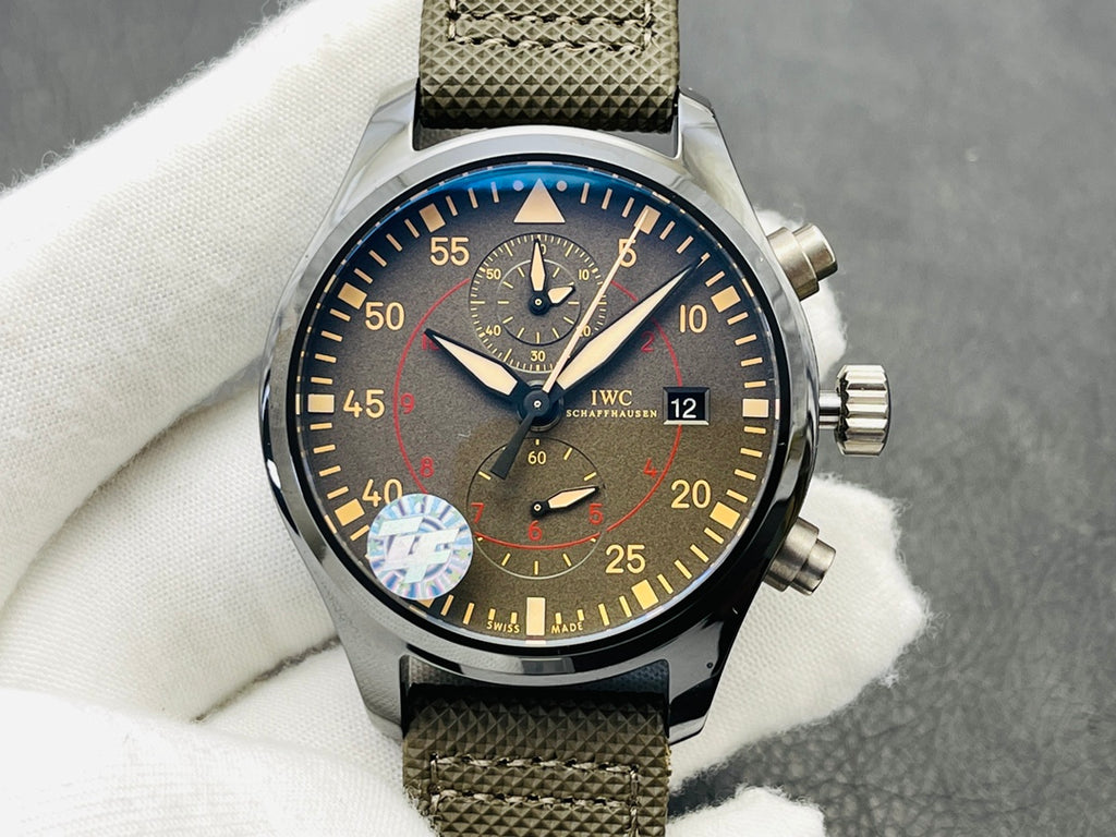 IWC Pilot Watch 23 - product view 2